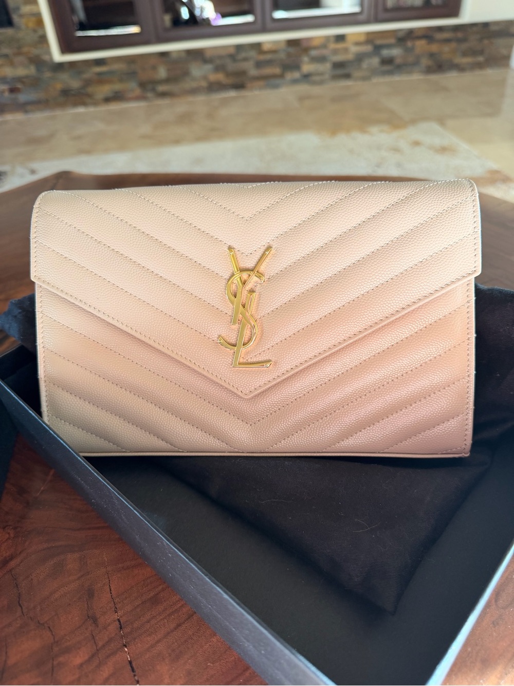 Like-New YSL Chain Wallet